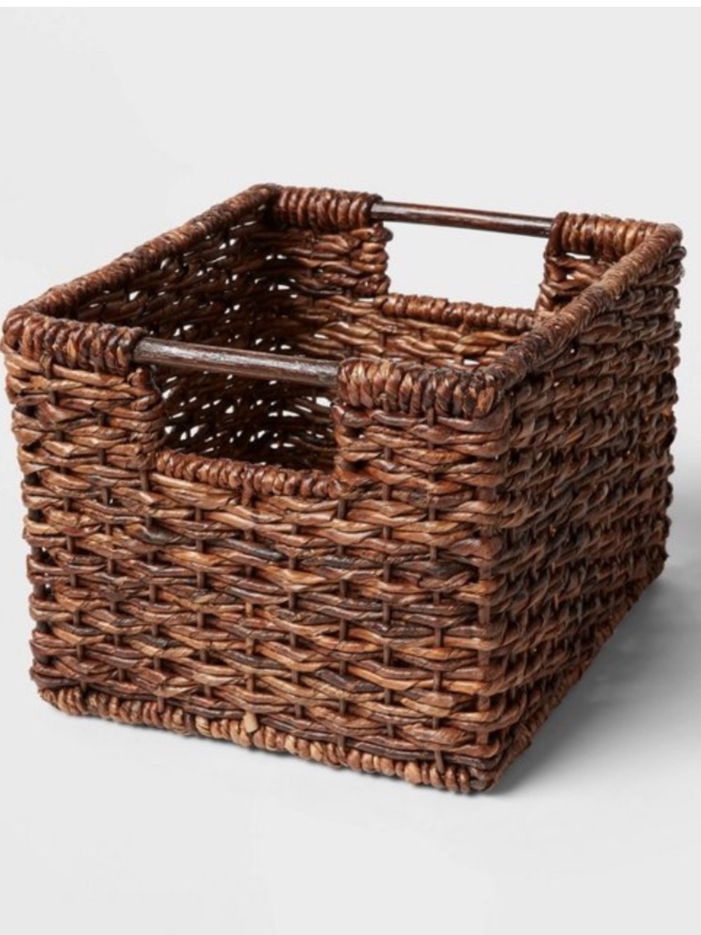 BRIGHTROOM NEW Small Woven Abaca Crate -brown